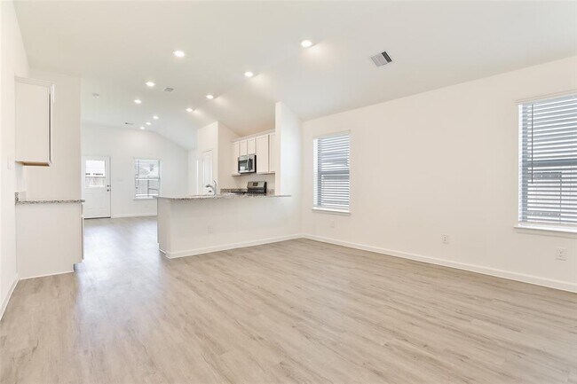 Building Photo - 2614 Chestnut Oak Cir