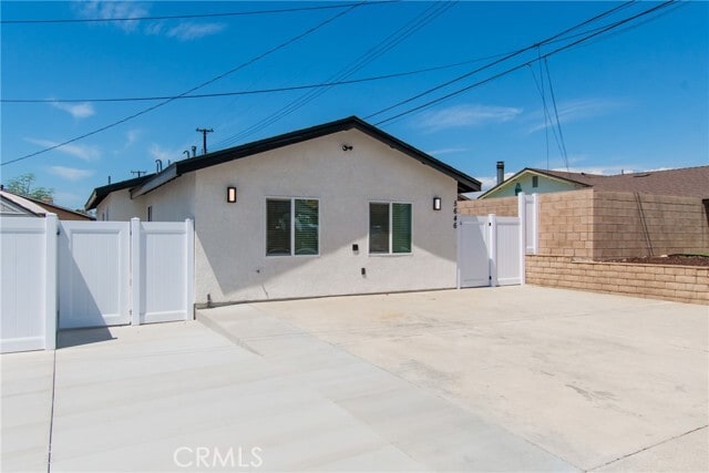 Building Photo - 5646 Deodar St