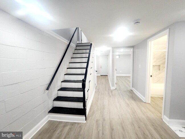 Building Photo - 3105 Frisby St