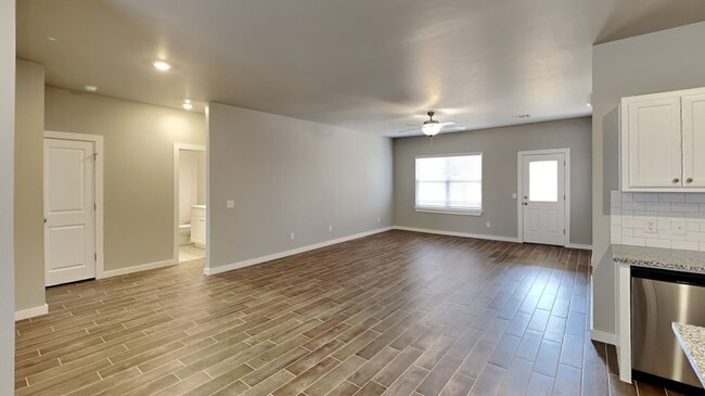 Building Photo - Brand New Construction 3 Bedroom 2 Bathroo...