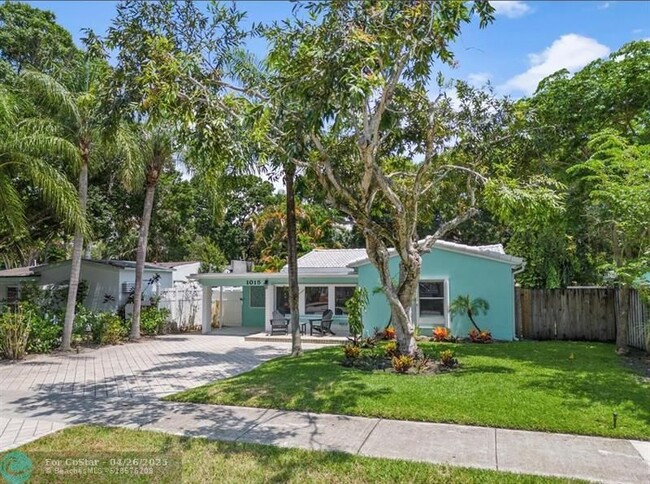 Primary Photo - 1015 SW 20th St