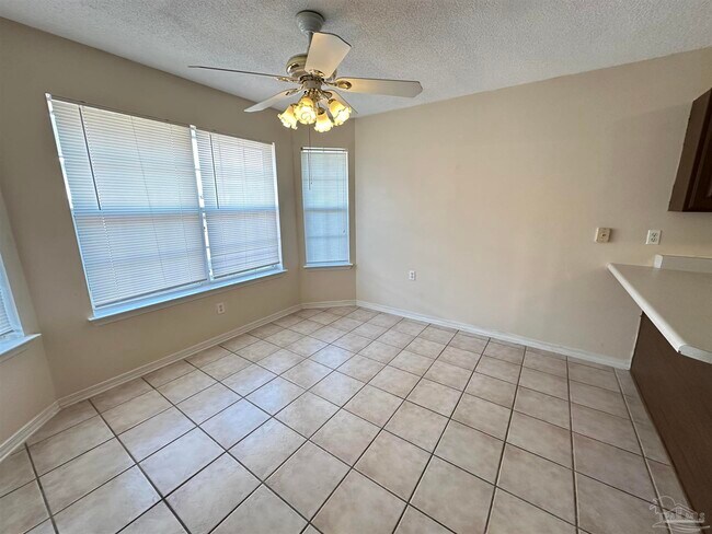 Building Photo - 3001 Flintlock Dr