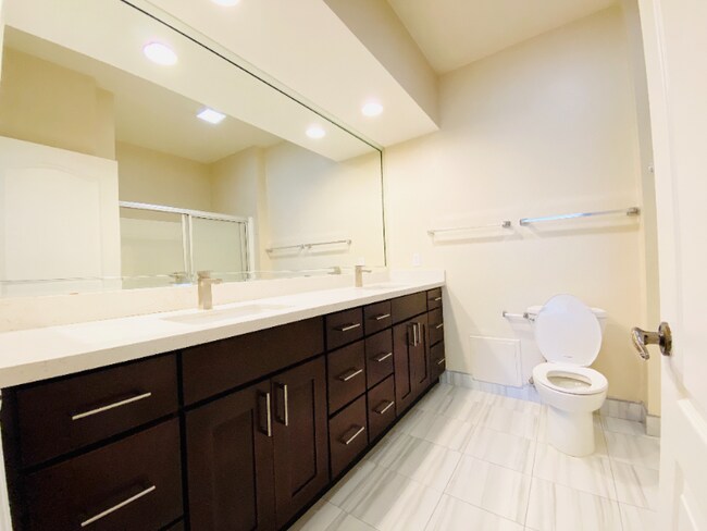 Primary Photo - 10630 Wilkins Ave