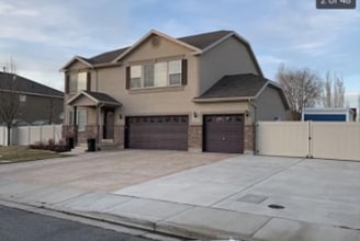 Building Photo - Beautiful Home in the Desirable Jordan Wil...