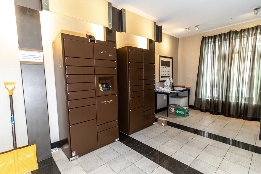 Building Photo - 1211 13th St NW