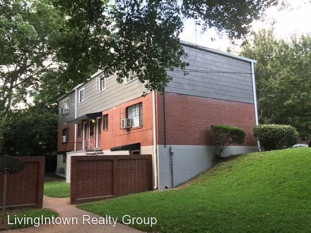 Building Photo - 1 br, 1 bath Apartment - 589-603 Seminole ...
