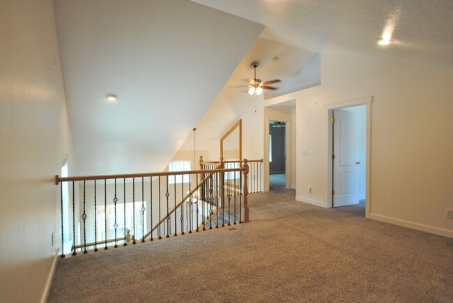Building Photo - 1035 N 130 W