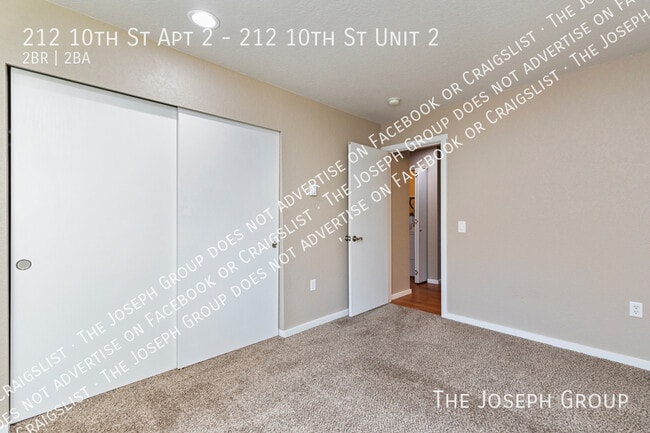 Building Photo - 212 10th St