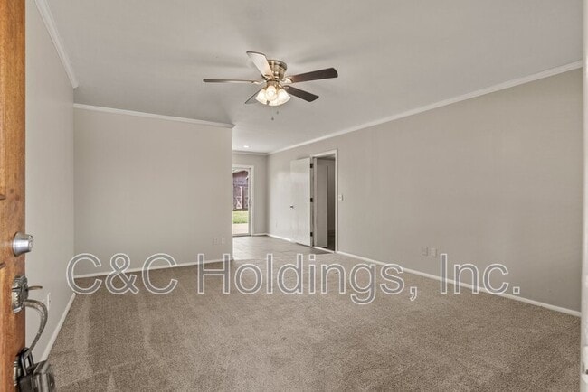 Building Photo - 20154 E 3rd St