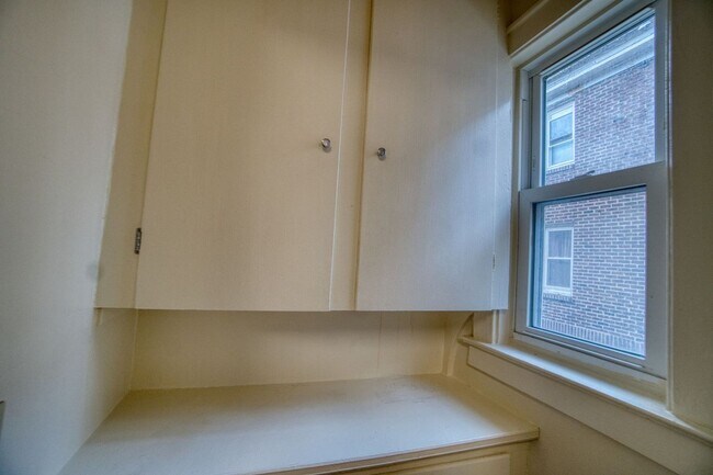 Building Photo - 400 Harvard Pl