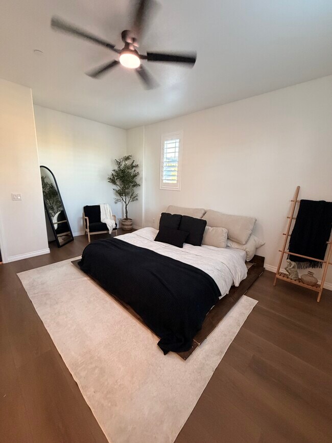 Building Photo - 36351 Elizabeth Ln