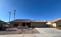 Building Photo - 2563 N Tamarisk St
