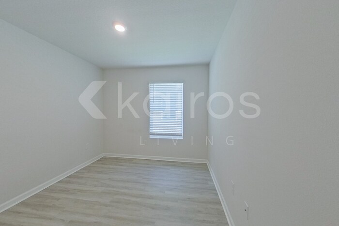 Building Photo - 209 Monarch Ln