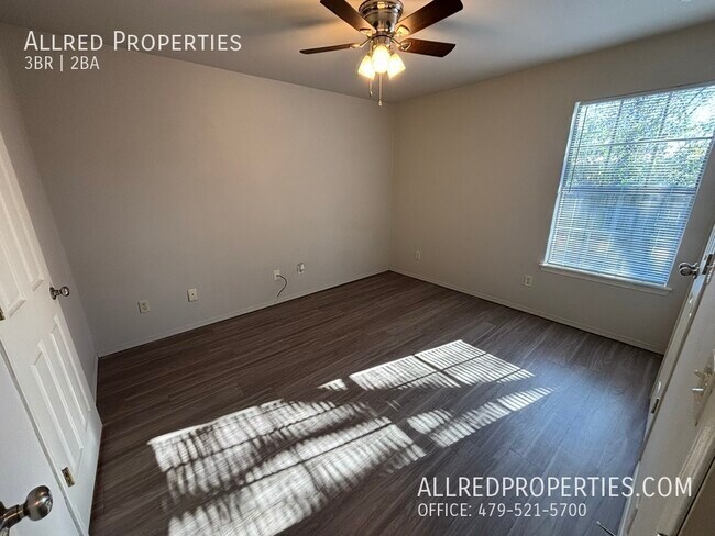 Building Photo - 1673 Evalyn Cir