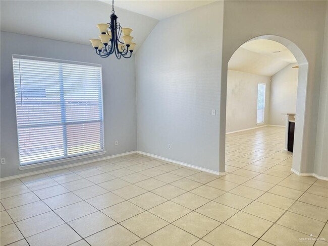 Building Photo - 3004 San Federico Rd
