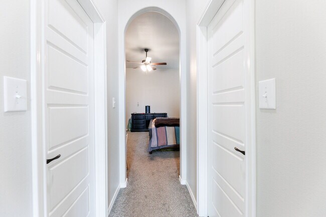 Building Photo - Spacious 4 Bed Home Near Frenship Schools | Modern Build | 2022 Construction
