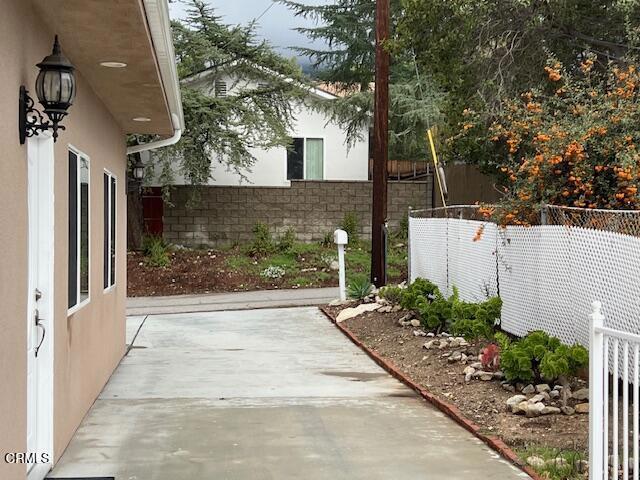 Building Photo - 4730 Rosemont Ave