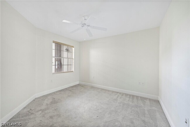 Building Photo - 9142 Cherry Oaks Ln