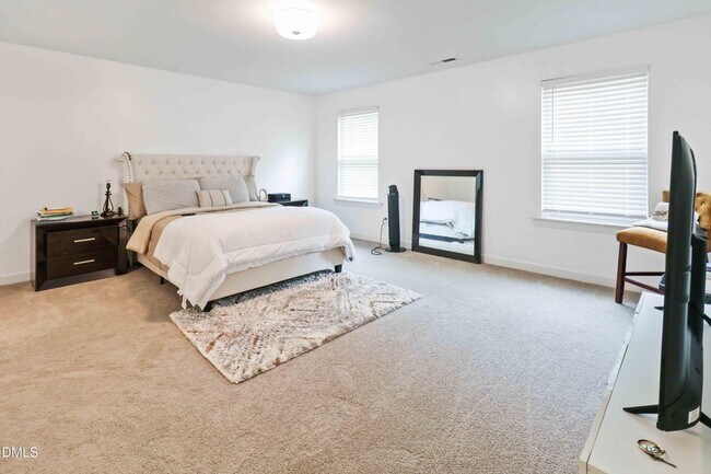 Building Photo - 396 Bent Willow Dr