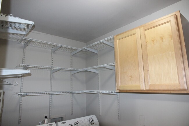 Building Photo - 791 Addington Ln