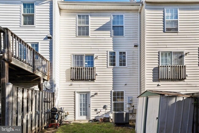 Building Photo - 13965 Sawteeth Way