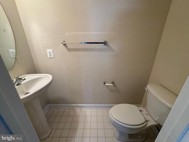 Building Photo - 42474 Magellan Square