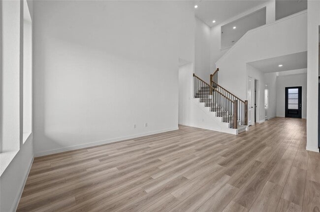 Building Photo - 22119 Shrimp Plant Ln