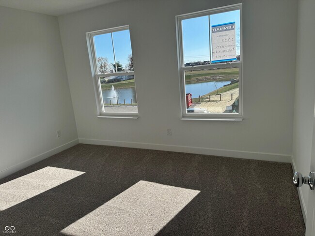 Building Photo - 15190 Swallow Fls Wy