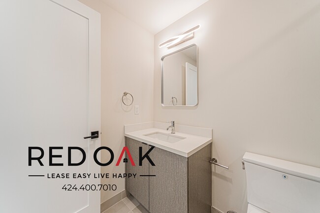 Building Photo - 5320 Cartwright Ave