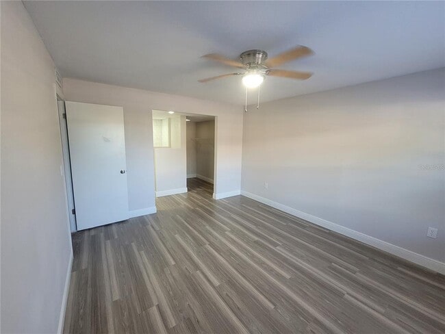 Building Photo - 1160 Calle Del Norte