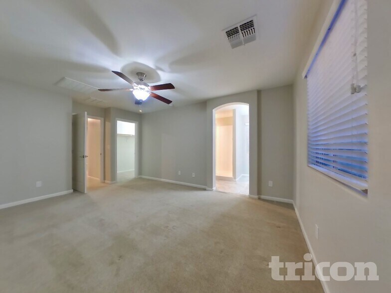 Building Photo - 12572 W Lindbergh Dr
