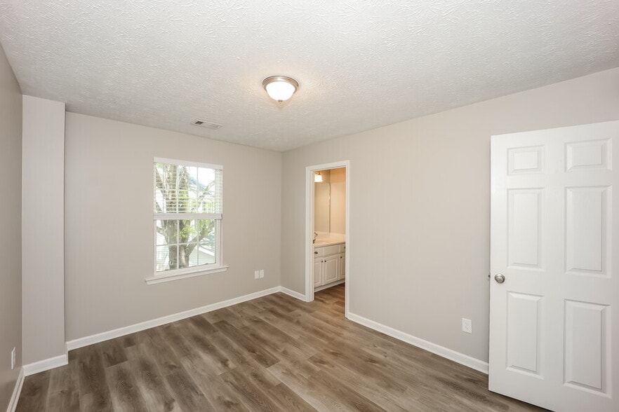 Building Photo - 44 Palladio Way