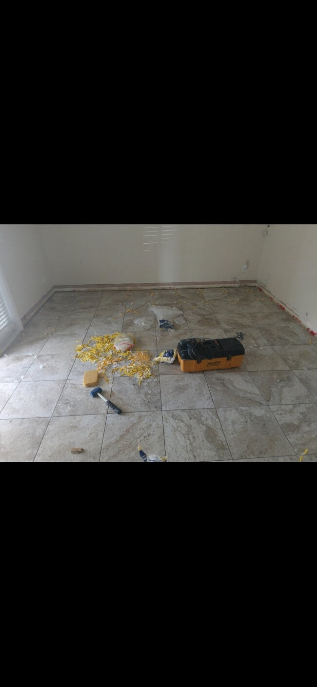 Building Photo - 4314 Grainary Ave