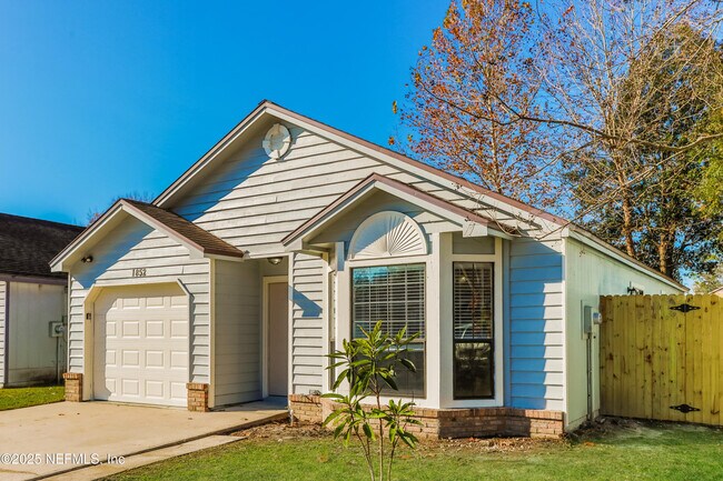 Building Photo - 1852 Manitoba Ct N