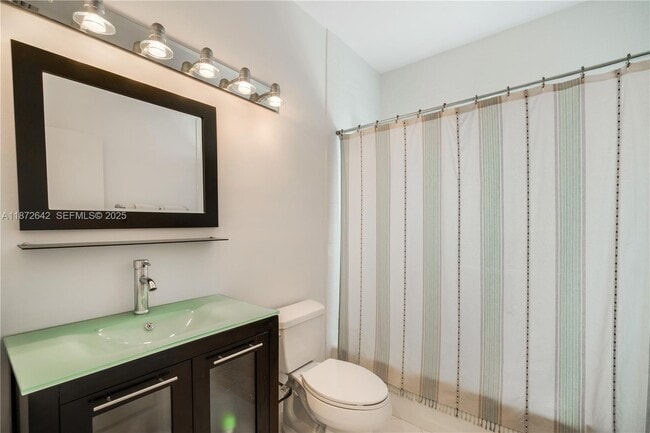 Building Photo - 4183 Pamona Ave