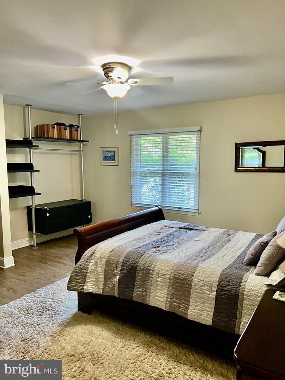 Building Photo - 1542 Crowell Rd