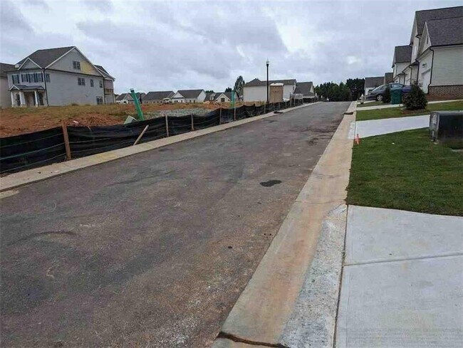 Building Photo - 5007 Bellmoore Park Ln