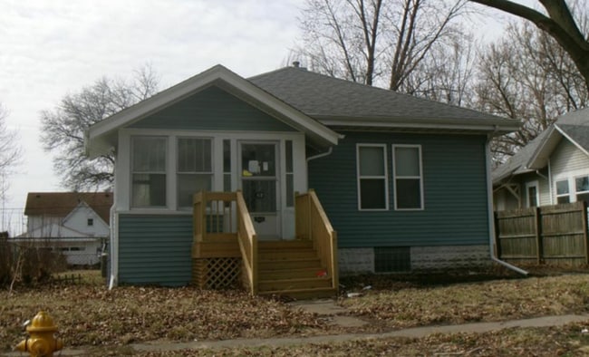 Building Photo - 418 S Hancock Ave