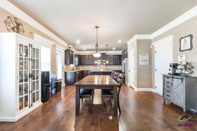 Building Photo - 105 Regency Ct