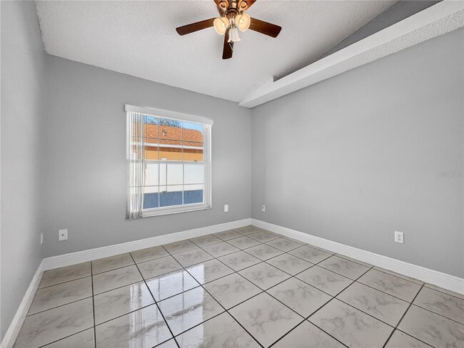 Building Photo - 2905 Colleen Cir