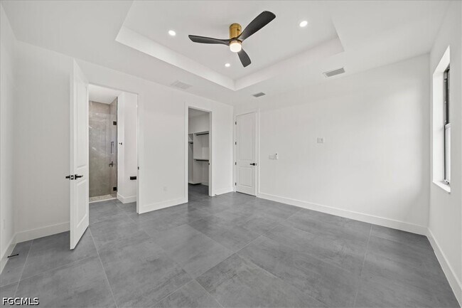 Building Photo - 4536 NW 35th Pl