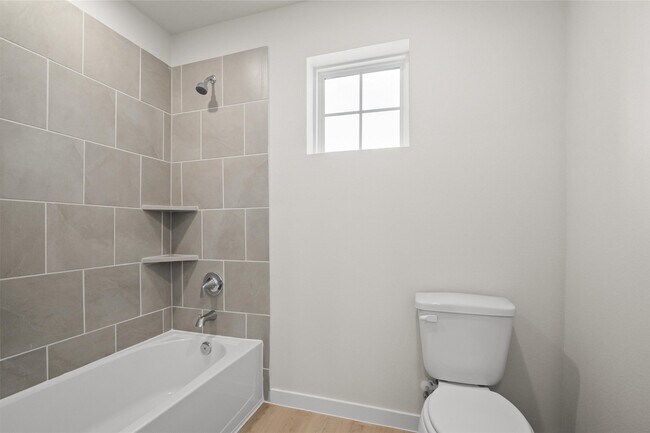 Building Photo - 7746 Bergamot Cir