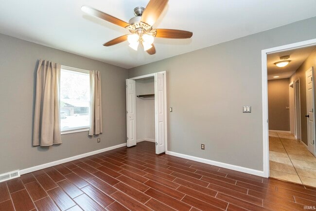 Building Photo - 7122 Woods Dr
