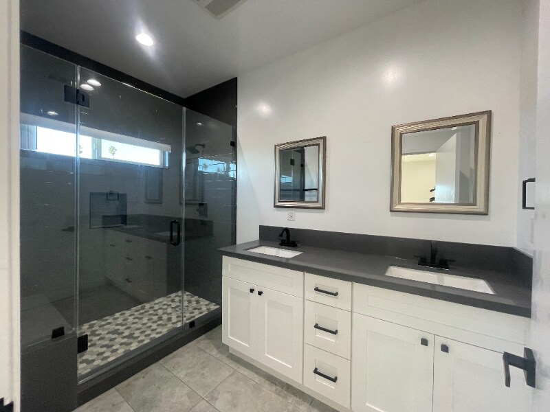 Building Photo - 140 N Carondelet St