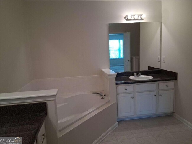 Building Photo - 7068 Littlebrook Way