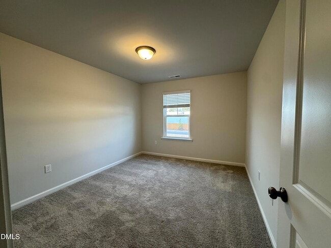 Building Photo - 443 Parker Sta Ave