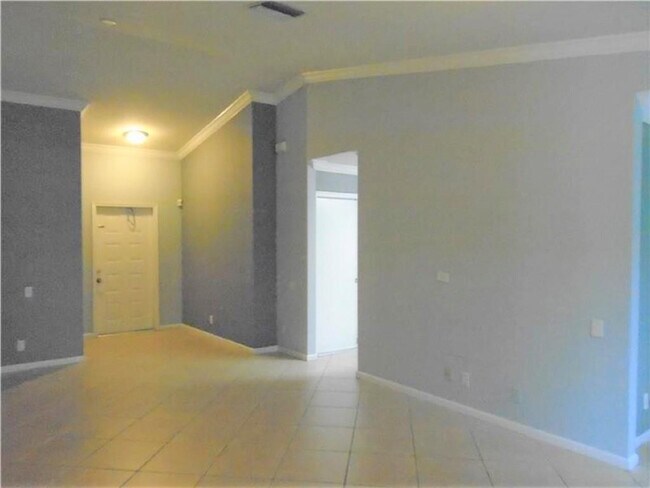 Building Photo - 11290 SW 20th St