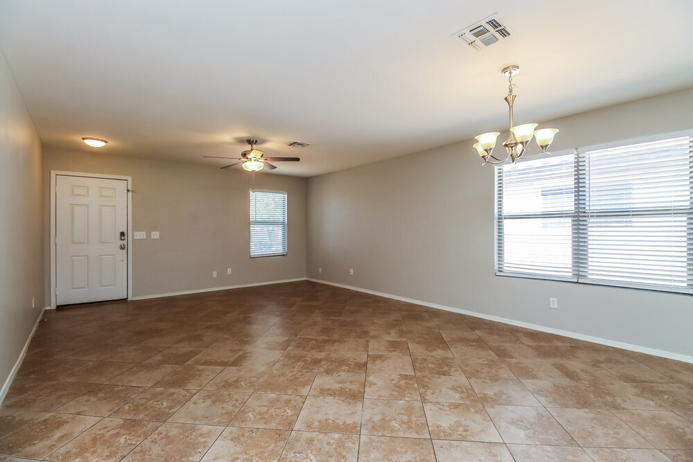 Building Photo - 8528 E Desert Ln