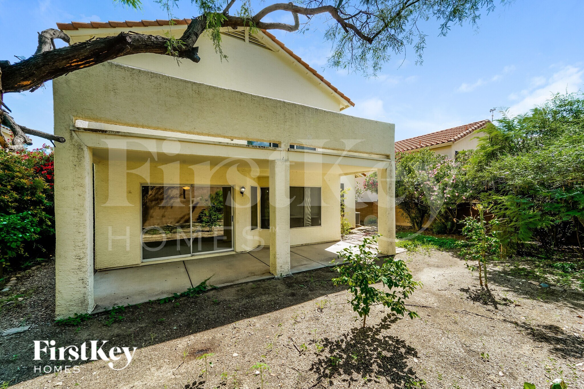 Building Photo - 7741 E Calle Bien Nacida