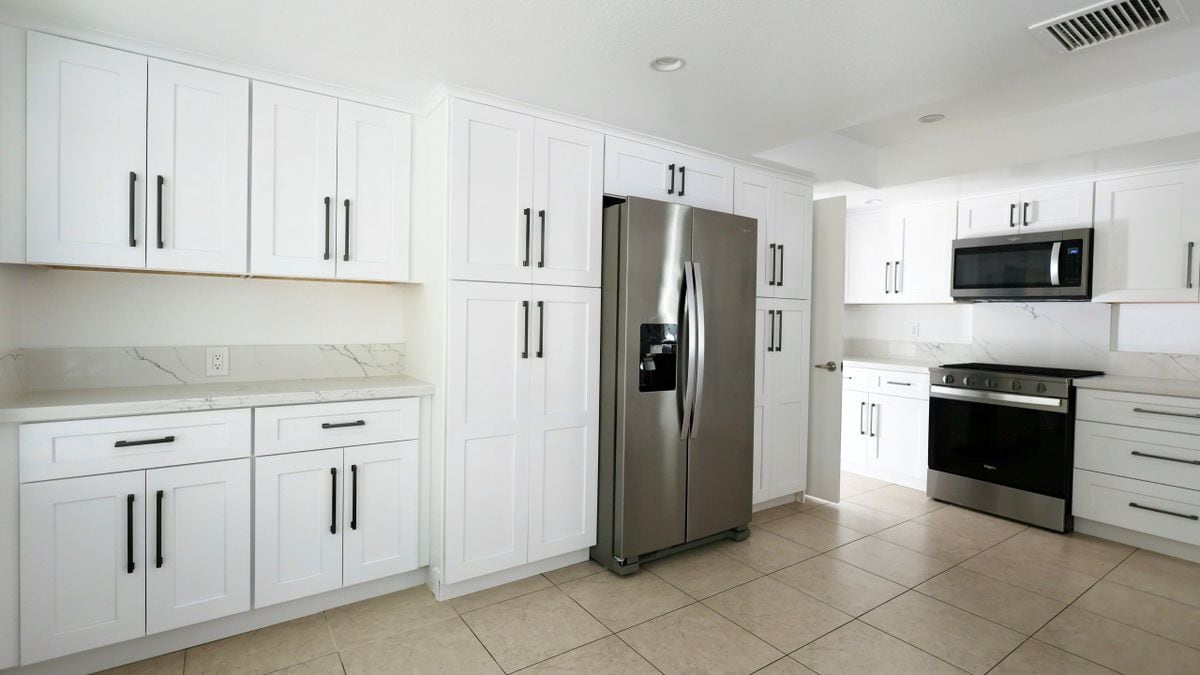 Building Photo - 5053 Ambridge Dr